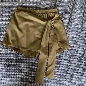 Misguided Green Skort with tie belt